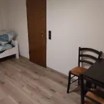 Monteurwohnung Roomwork24, 8 Betten, 公寓 德尔门霍斯特