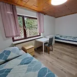 Monteurwohnung Roomwork24, 8 Betten, 公寓