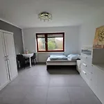 Monteurwohnung Roomwork24, 8 Betten, 公寓 德尔门霍斯特