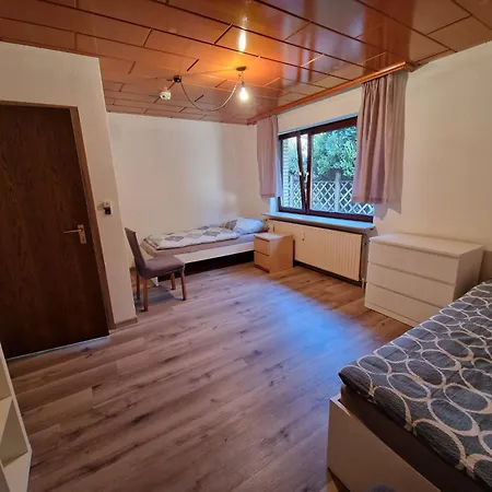 Monteurwohnung Roomwork24, 8 Betten, Apartment *