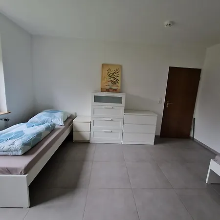 Monteurwohnung Roomwork24, 8 Betten, * دلمنهورست