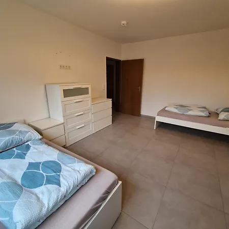 Lejlighed Monteurwohnung Roomwork24, 8 Betten, *