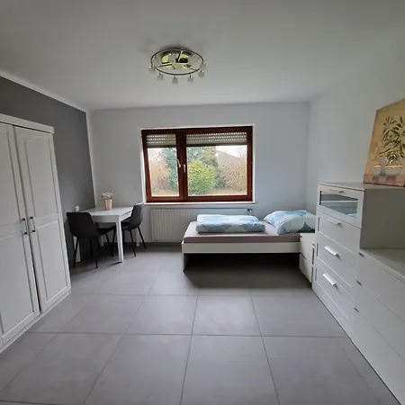 Monteurwohnung Roomwork24, 8 Betten, شقة دلمنهورست