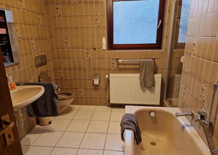 Monteurwohnung Roomwork24, 8 Betten, شقة *