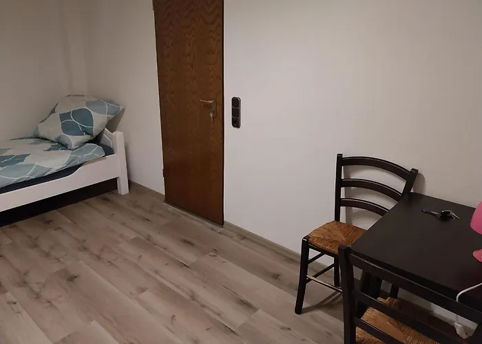 Monteurwohnung Roomwork24, 8 Betten, شقة دلمنهورست