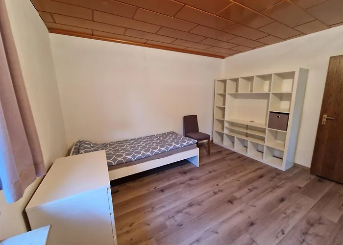 Apartment Monteurwohnung Roomwork24, 8 Betten, *