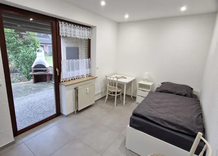 Apartment Monteurwohnung Roomwork24, 8 Betten, *