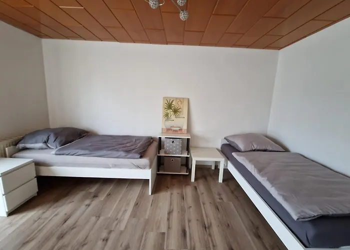 Monteurwohnung Roomwork24, 8 Betten, شقة